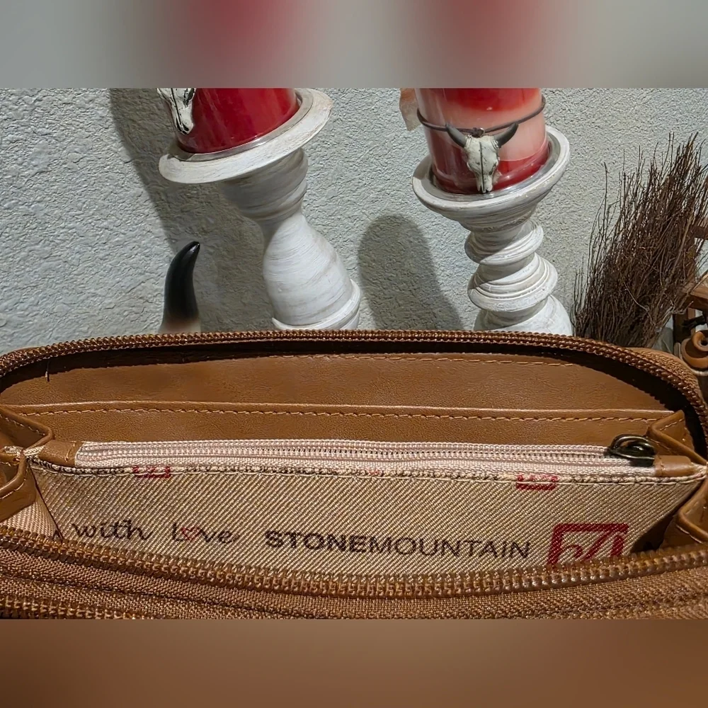 STONE MOUNTAIN Hampton Large Double-Zip Wallet Nutmeg